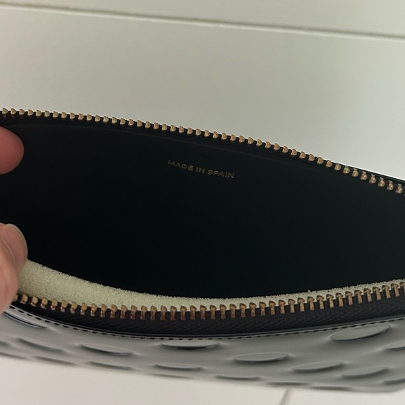 Comme Des Garçon Embossed Polka Dots Wallet - Picture 7 of 11